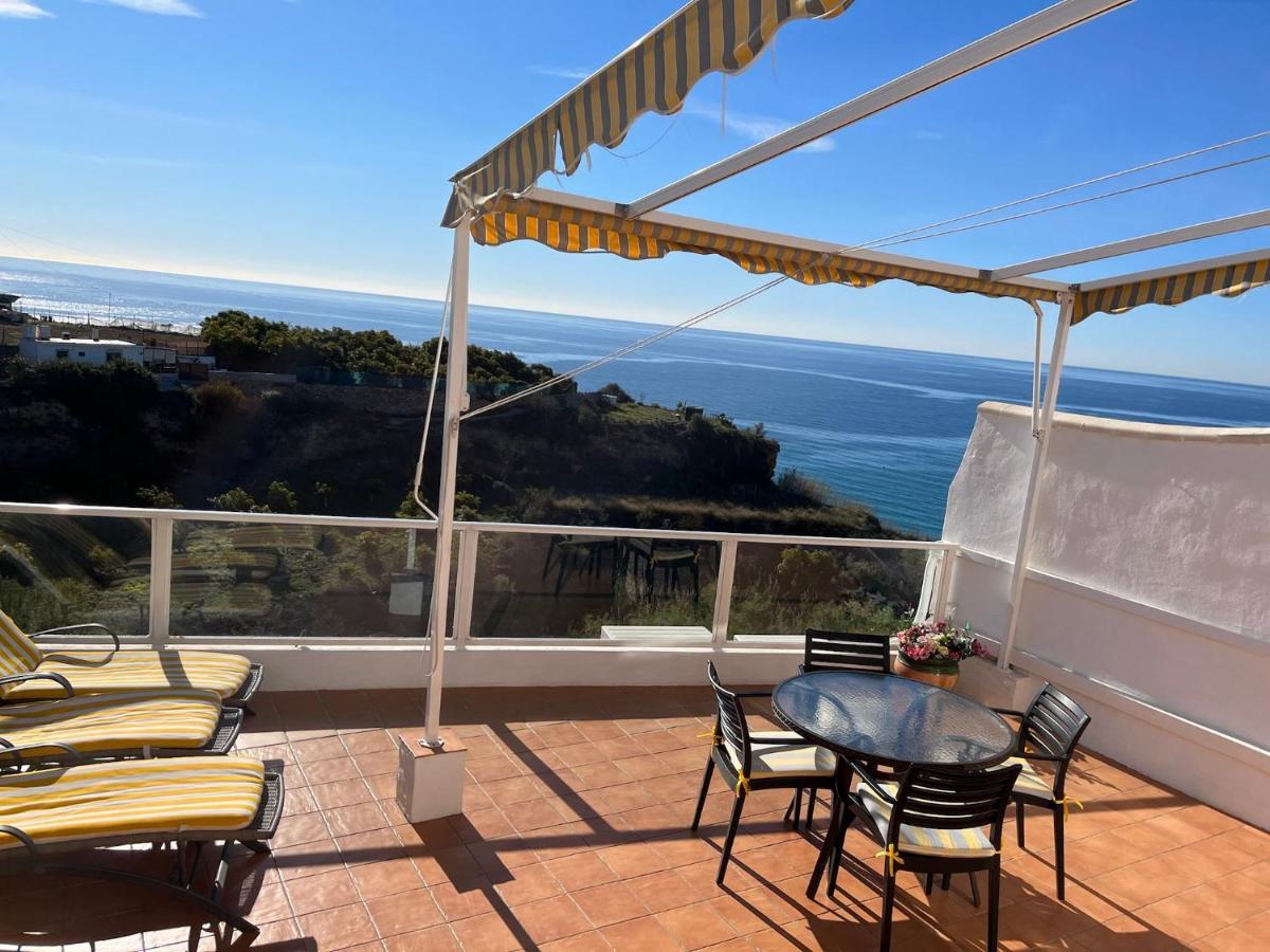 Delightful Burriana House With Magnificent Beach & Sea Views. نيرخا المظهر الخارجي الصورة